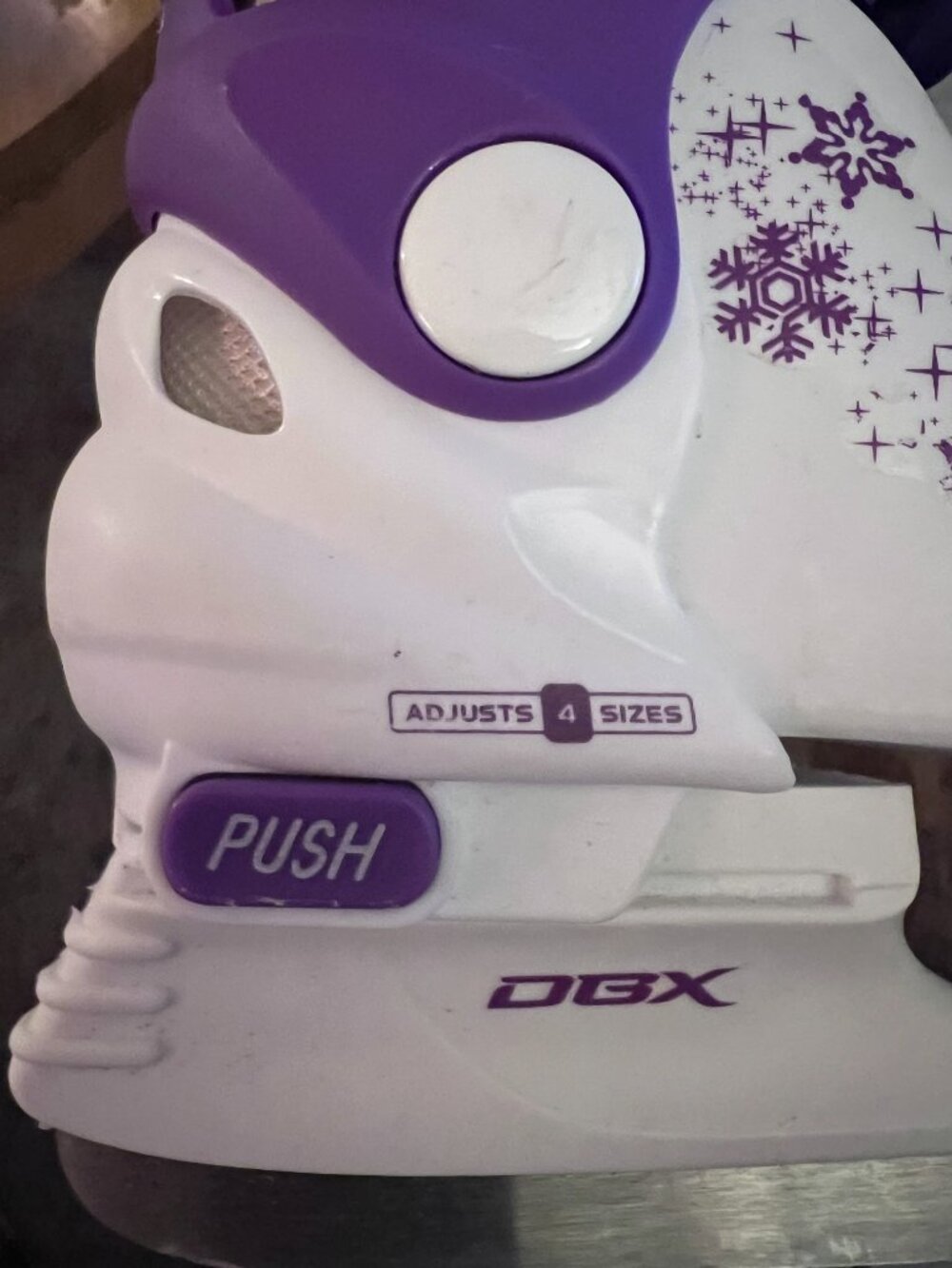 DBX Girl's Adjustable Ice Skates - Picture 6 of 7